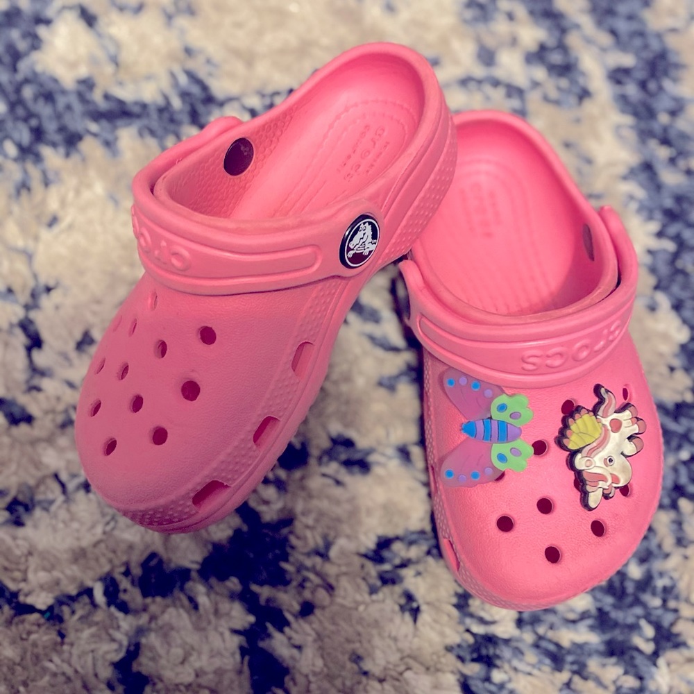 Size 8 toddler CROCS Pink